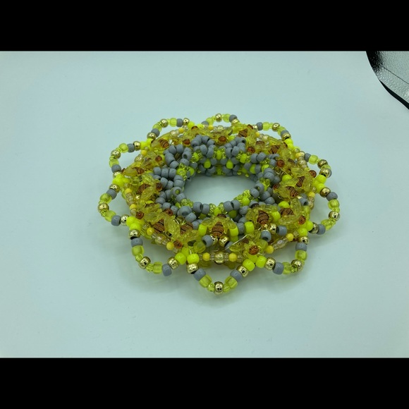 ❌SOLD❌Honeybee 🍯 🐝 Kandi Cuff - Picture 6 of 7